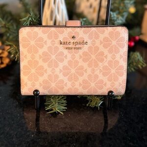 Kate Spade New York Spade Flower Medium Compact Bifold Wallet - Blush Rose